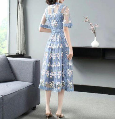 Robe Bleue Fleurs Vintage