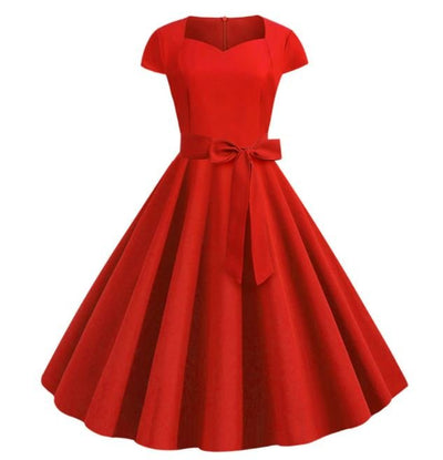 Robe Vintage Ceinture Rouge