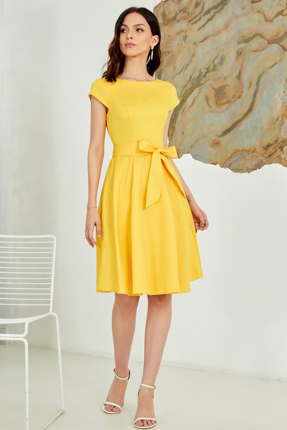 Robe jaune solide des années 50