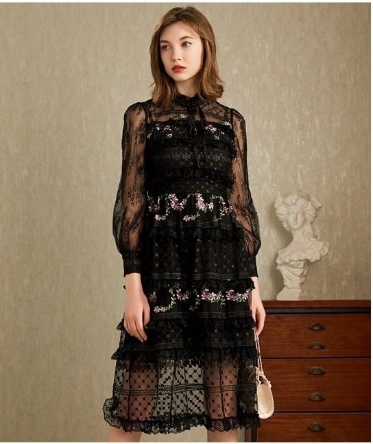 Robe Années 40 Col Montant Noir