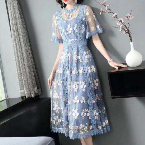 Robe Bleue Fleurs Vintage