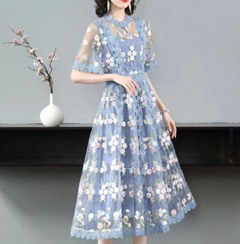 Robe Bleue Fleurs Vintage