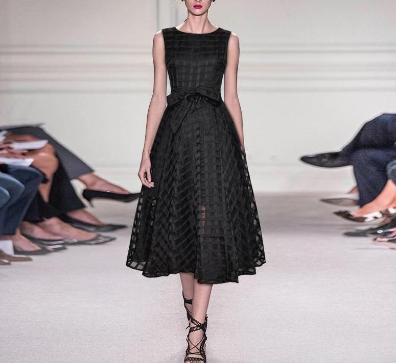 Robe De Bal Noire Vintage