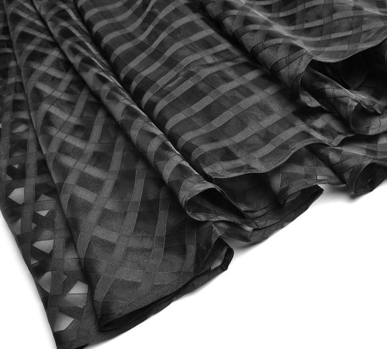 Robe De Bal Noire Vintage