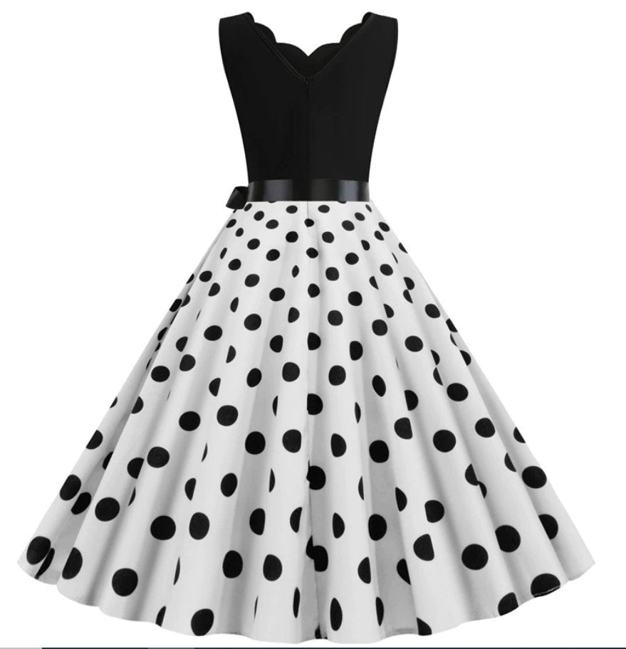 Robe Vintage Femme Noire et Blanche